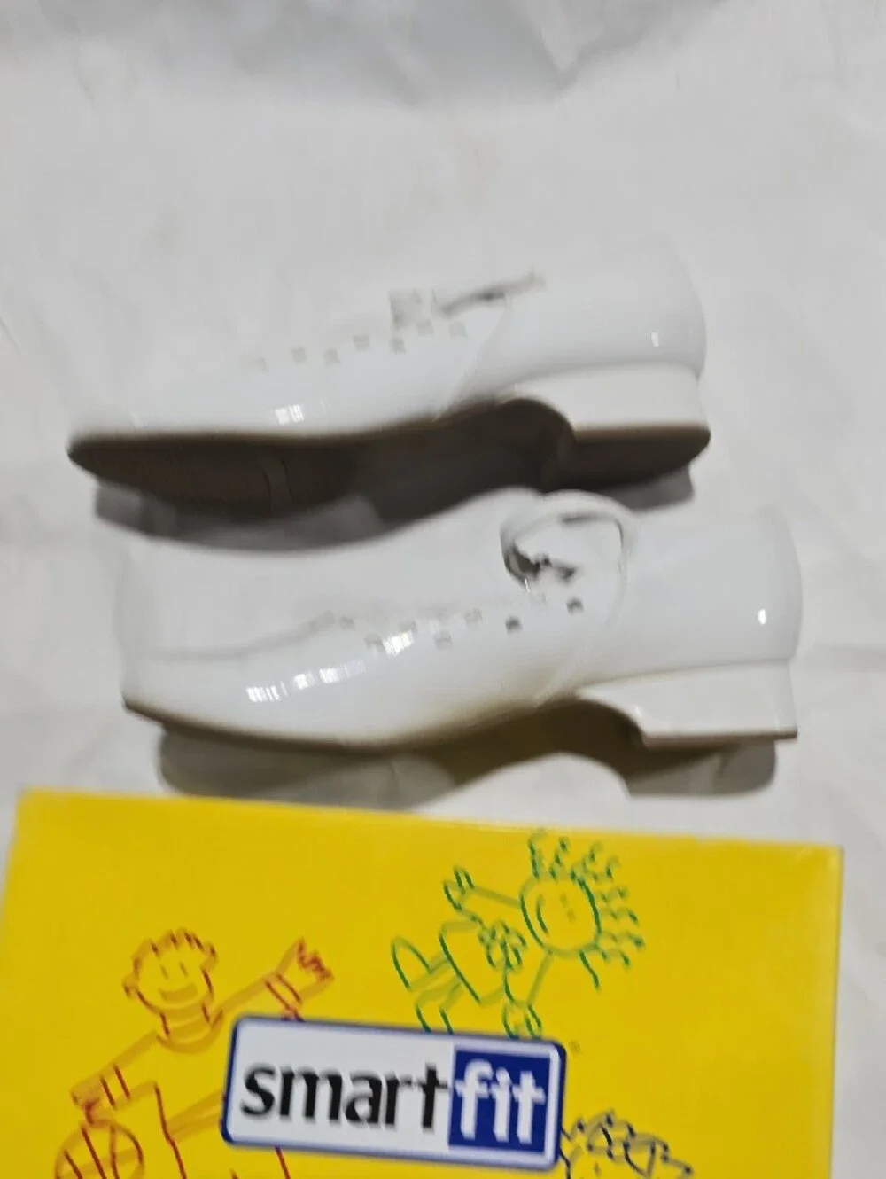 smartfit White Patent Leather Mary Jane Shoes
